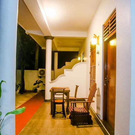 Little Angels Bed & Breakfast Mirissa Exterior photo