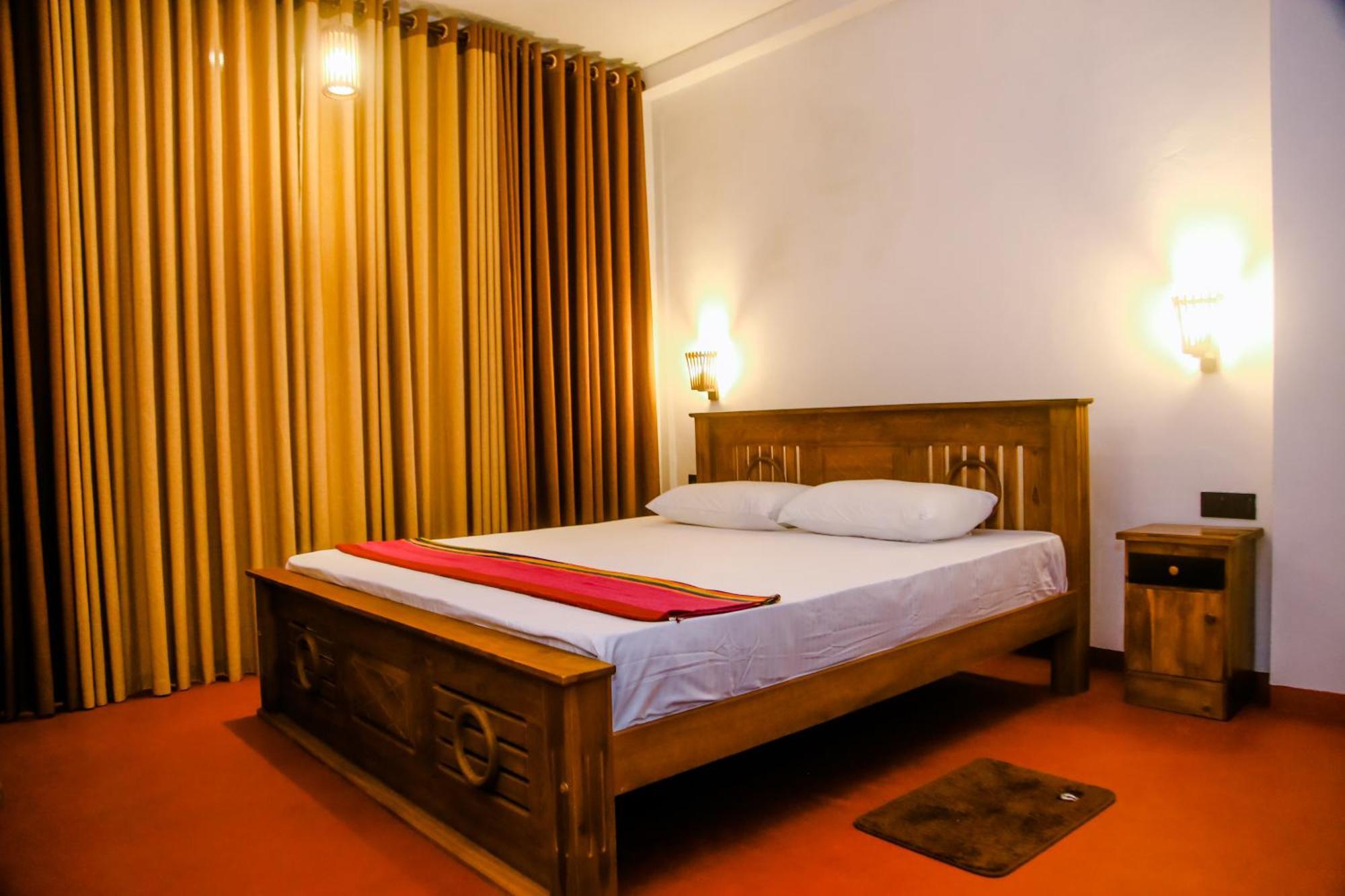 Little Angels Bed & Breakfast Mirissa Exterior photo