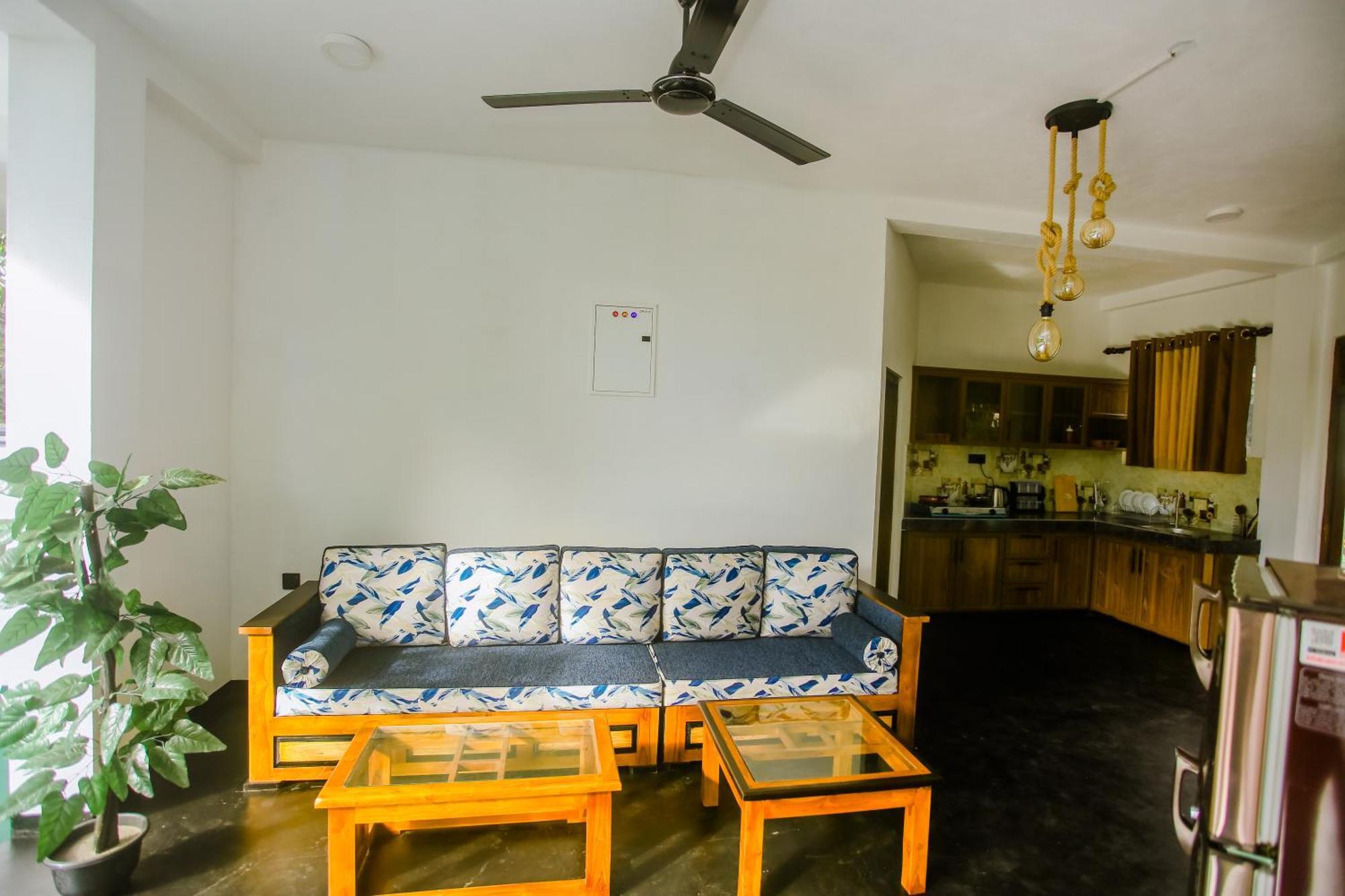 Little Angels Bed & Breakfast Mirissa Exterior photo